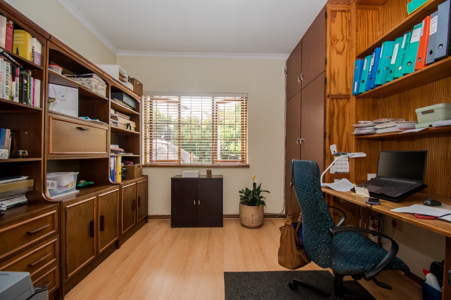 4 Bedroom Property for Sale in La Sandra Western Cape